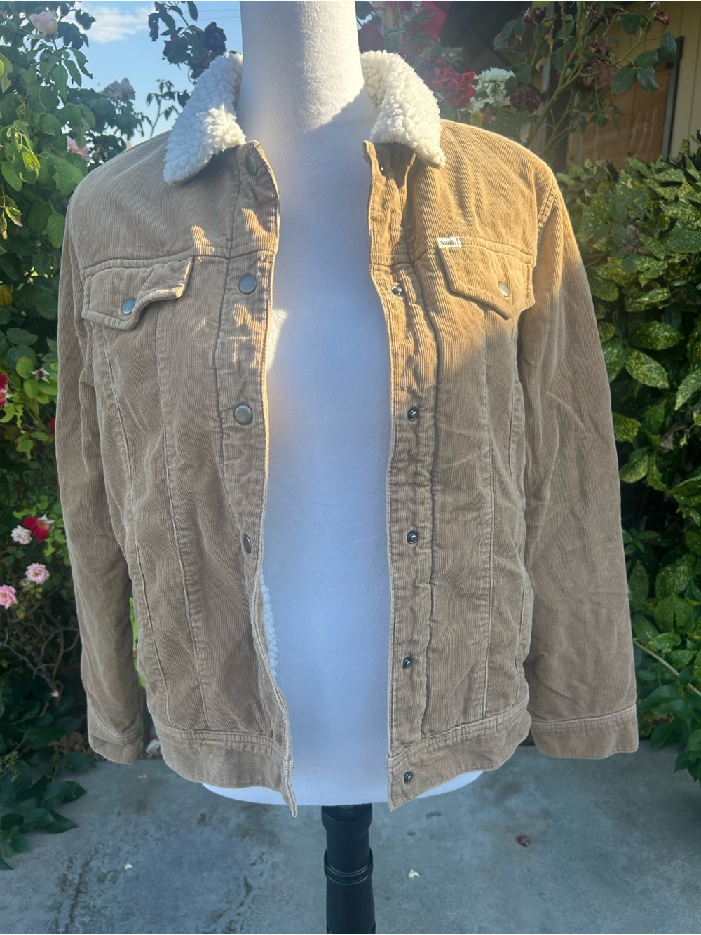 Vans Cozy Cabin core Fall Aesthetic Sherpa-Lined Corduroy Trucker Jacket - Picture 4 of 11